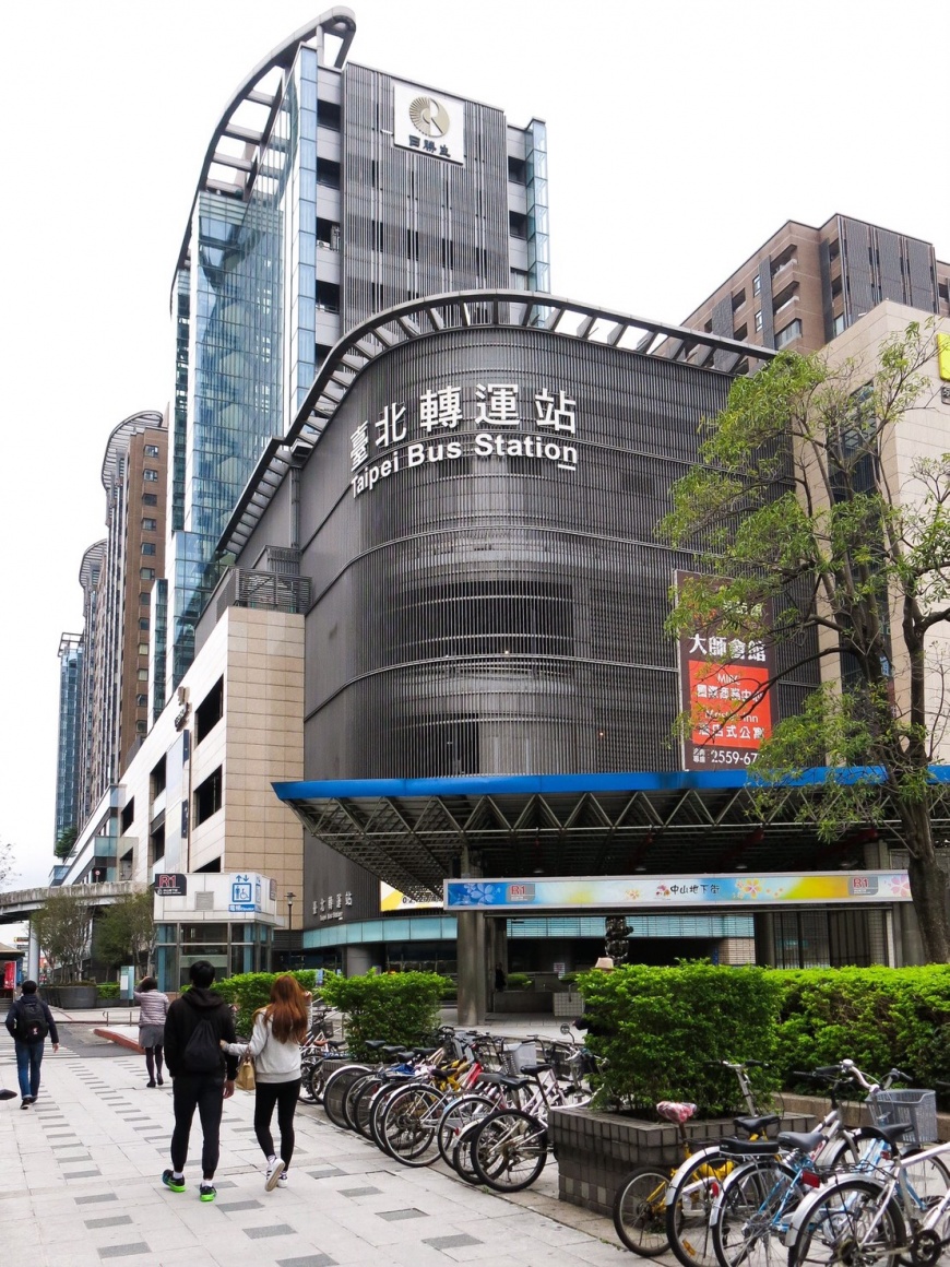 ▲臺北轉運站建議民眾多利用APP購票通路「tbs臺北轉運站APP」進行車票預購。萬達通實業/提供