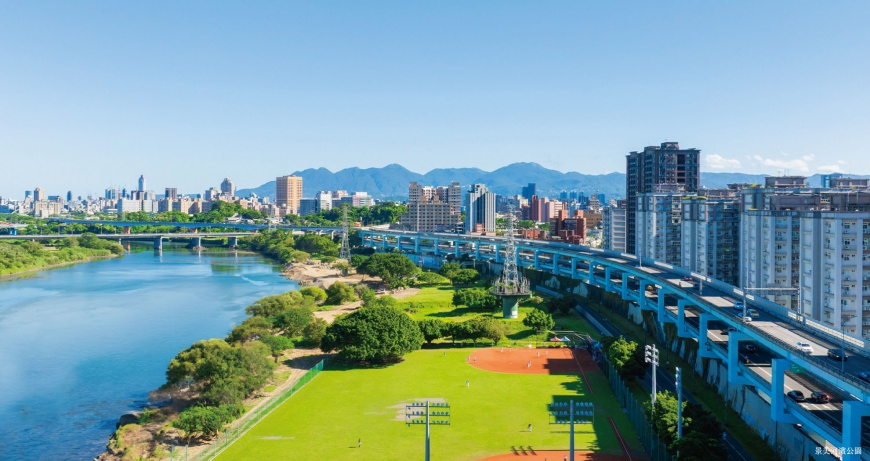 圖說｜超過2萬坪景美河濱公園，提供北市難得一見的廣闊綠意。