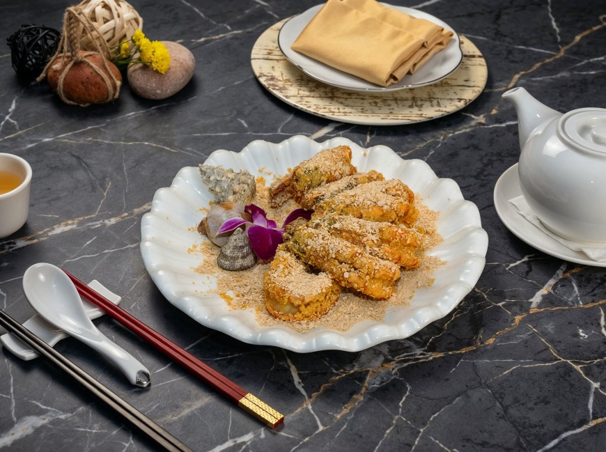 福粵樓春夏新菜「黃金沙灘麥片蝦」
