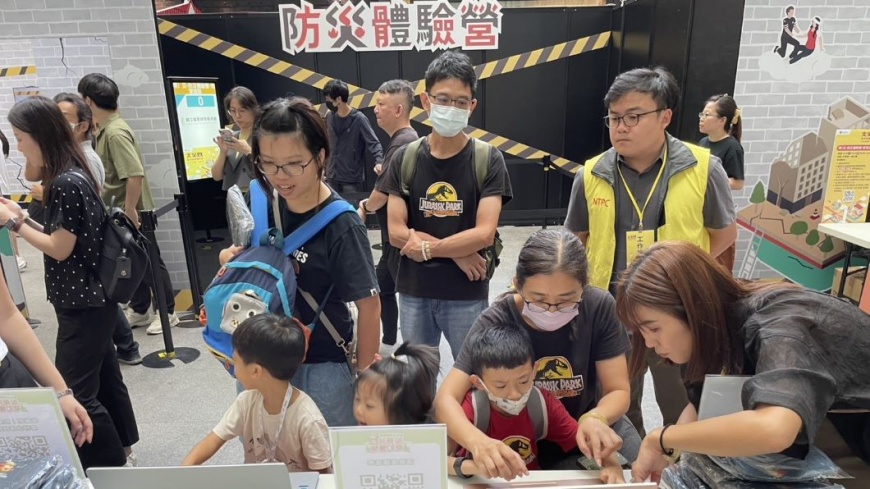 圖說:除了創意宣導,農業局更積極將水保教育向下紮根、向外擴散,今年度「水土保持校園宣導」將擴增至14場次。(圖片來源:新北市政府)