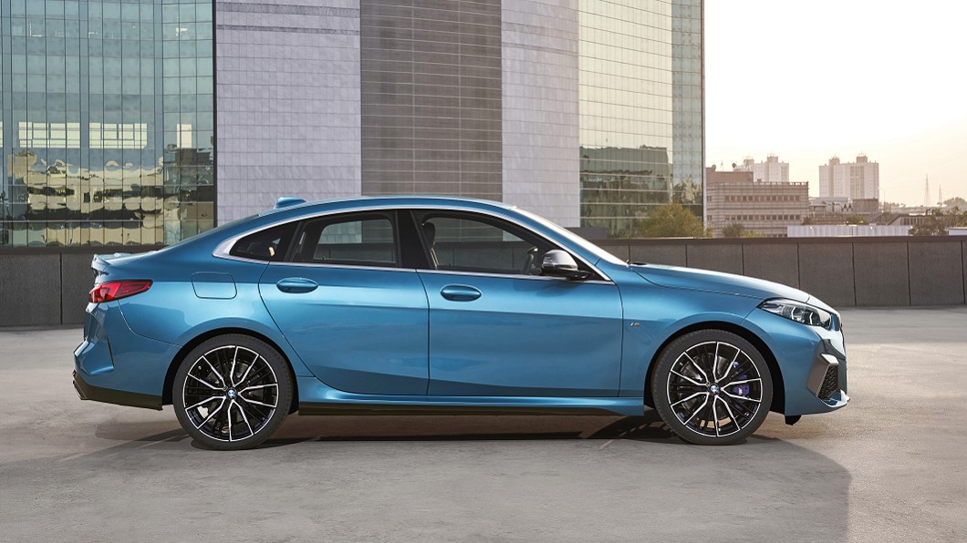 2系列Gran Coupé車身低扁流線,造型比一般房車更動感有味。(圖片來源/ BMW)