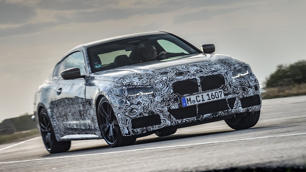BMW 4系列大改款預告現身 前衛設計會否保留?