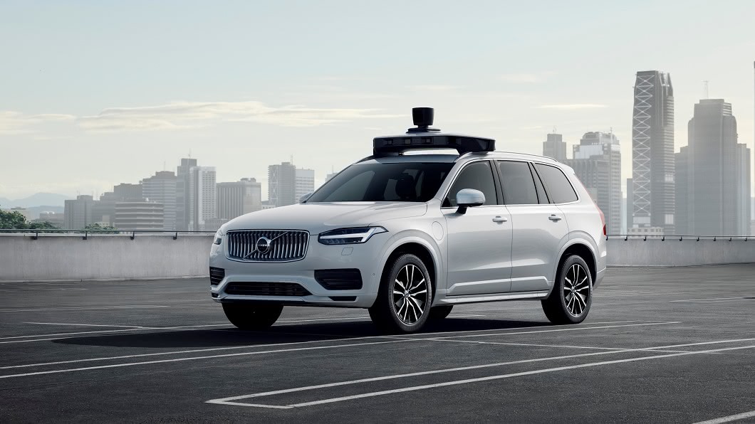 Volvo目前以XC90為載台,與Uber合作開發自動駕駛技術。(圖片來源/ Volvo)