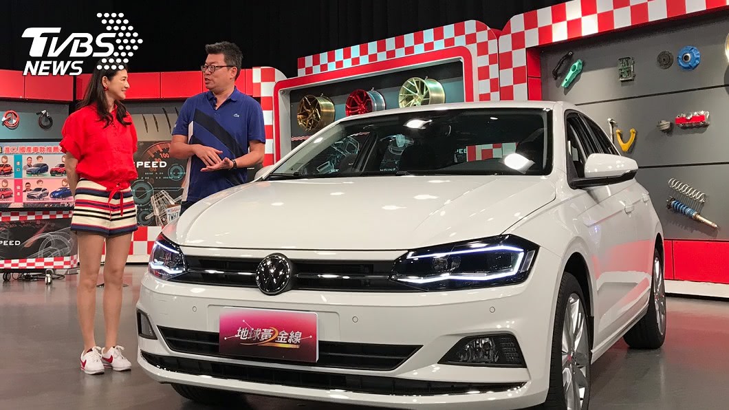 Eddie哥在《地球黃金線》節目中解釋,平整的車頭在撞擊到行人時能減少對行人傷害。(圖片來源/ 地球黃金線)