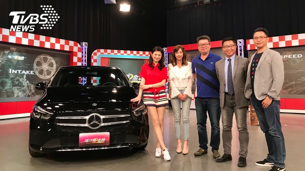 《地球黃金線》汽車網站資深記者小捲，在節目中提醒消費者買中古車前可以透過監理服務App查詢里程。