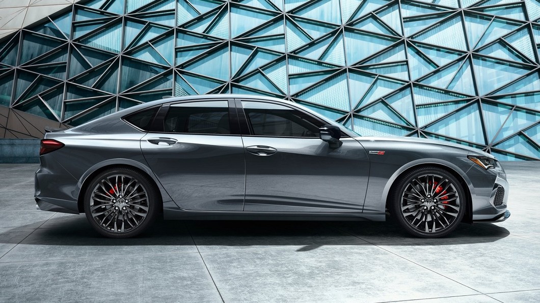 全新第二代Acura TLX在車身尺寸有著一定幅度的成長。(圖片來源/ Acura)