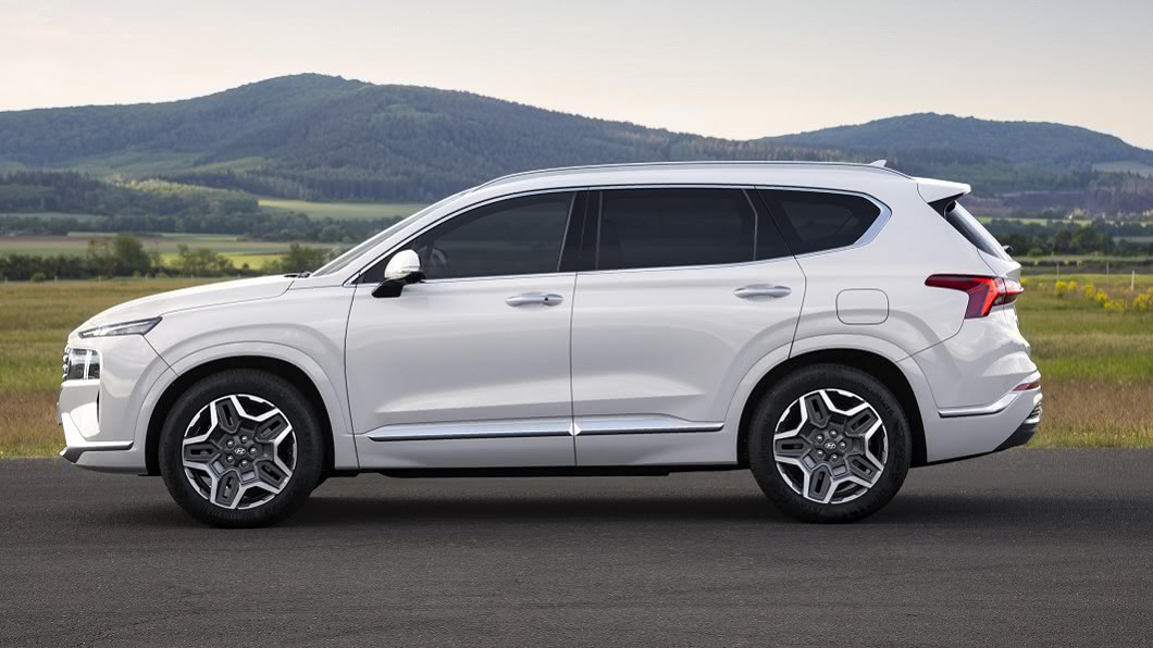 全新Santa Fe在整體車身輪廓並沒有太大的改變。(團片來源/ Hyundai)
