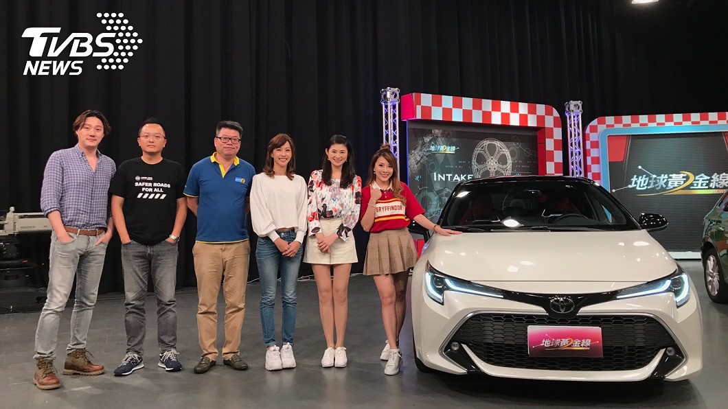 藝人小優、主持人宗怡、車評一起合照。(圖片來源/ 地球黃金線)