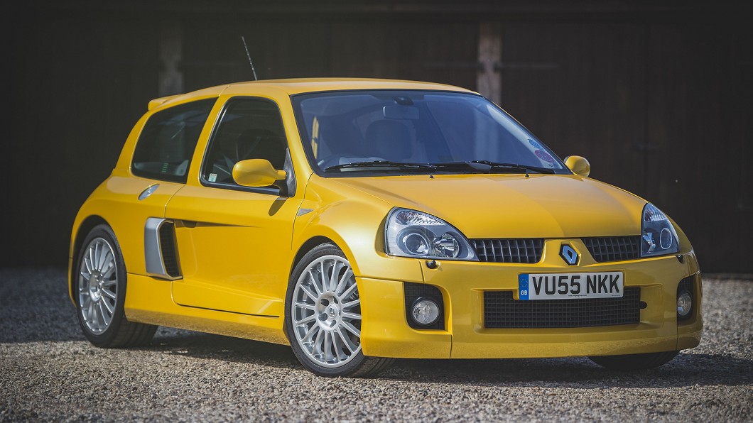 傳奇鋼砲Clio V6登英國拍賣網 估計6萬英鎊成交