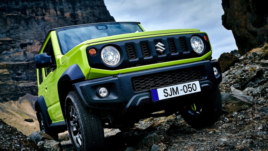 Jimny前保桿、前水箱罩都採防刮塑料。(圖片來源/ Suzuki)