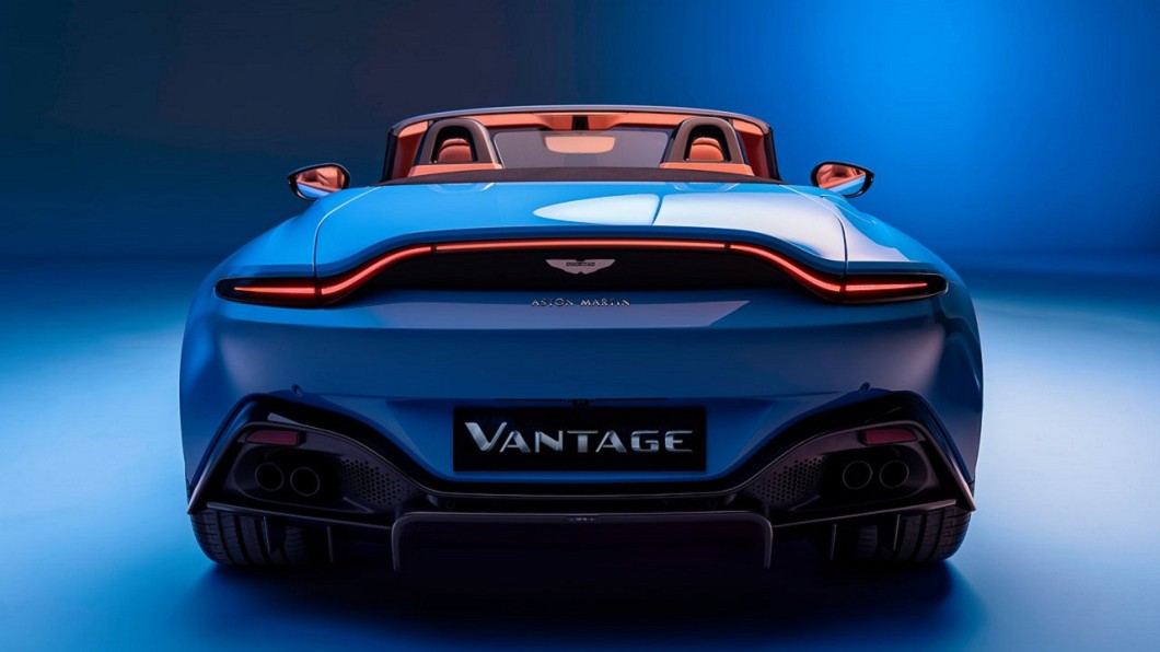 Vantage Roadster車尾尾翼採上翹設計,凸顯視覺張力。(圖片來源/ Aston Martin)