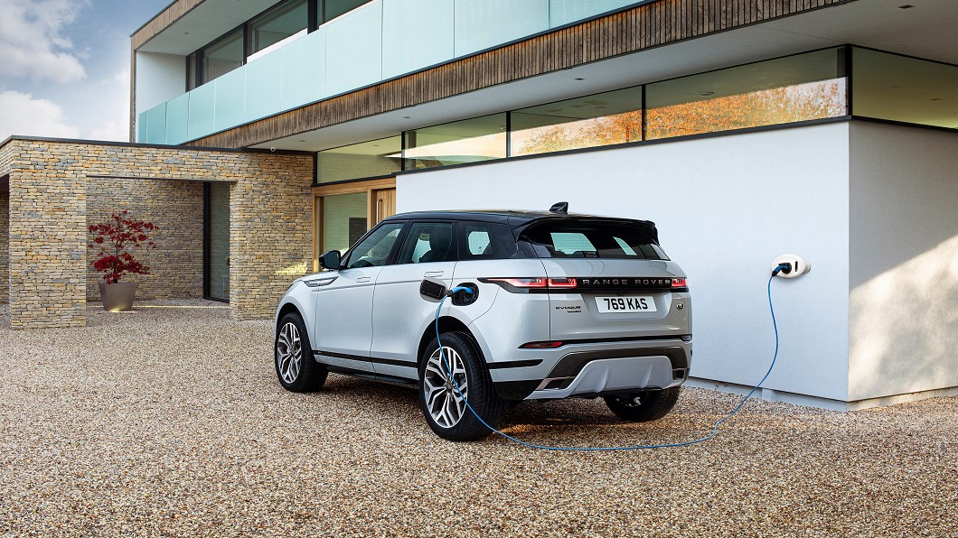 Jaguar Land Rover認為柴油引擎與PHEV架構結合,將會是不錯的解決方案。(圖片來源/ Jaguar Land Rover)