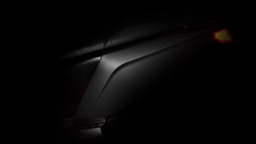 車身窄體線條曝光 eReady尾燈造型引起車迷聯想