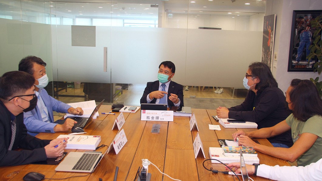 此次初選特別邀請廣告界專家與裕隆日產專業團隊組成評審團,針對Nissan Leaf for Change創意廣告影片進行專業評選。(圖片來源/ 裕隆汽車)