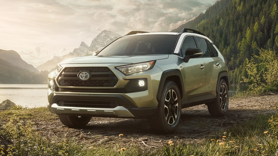 Altis跌下神壇? Toyota RAV4熱銷是主因