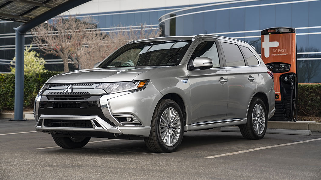 今年第四季Outlander PHEV將會進行動力升級。(圖片來源/ Mitsubishi)