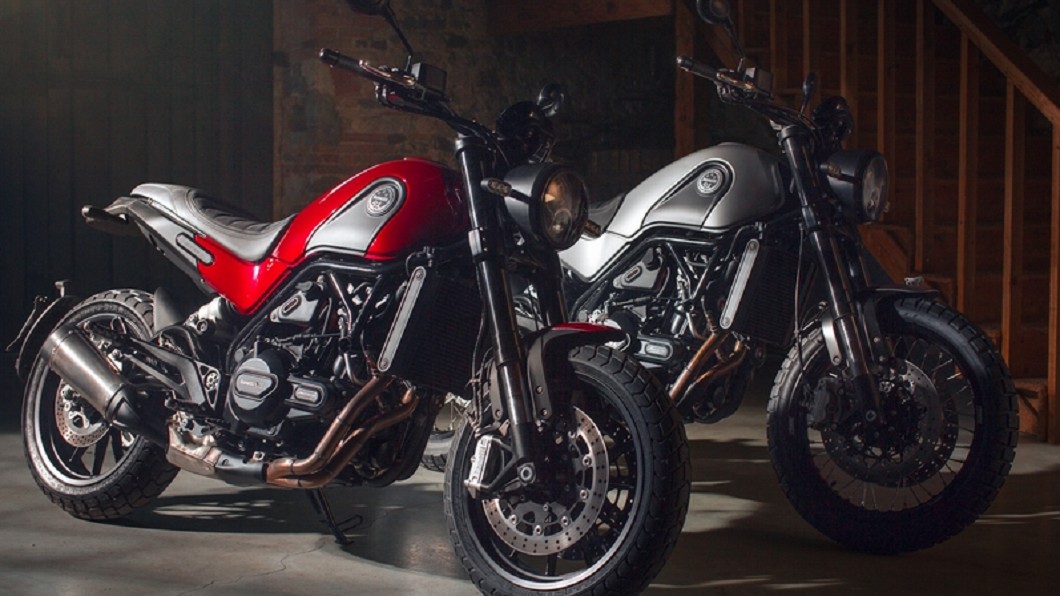 Benelli Leoncino 500復古滑胎車造型相當迷人,加上單管雙出排氣管,使聲浪表現也非常不錯。(圖片來源/ Benelli)