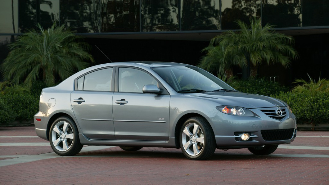 為了接替Isamu車系,Mazda Taiwan在2004年導入全新Mazda3。(圖片來源/ Mazda)