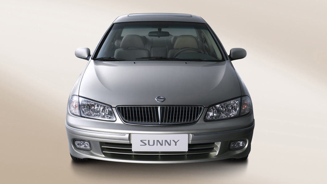 裕隆汽車在2000年時發表了Sentra 180,當時正逢千禧年,網路與電腦科技正開始蓬勃發展,因此者款車便主打智慧房車的形象。(圖片來源/ Nissan)