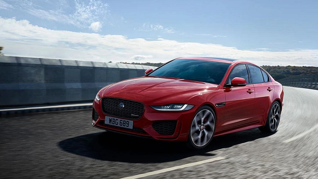 Jaguar XE大量使用鋁合金技術，車身接合也以類似航太工程鉚釘理念打造，達到輕量化效果。(圖片來源/ Jaguar)