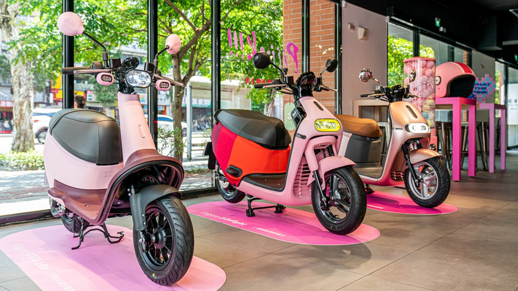 Gogoro VIVA 車系新增 Gogoro VIVA Plus 玫瑰粉、Gogoro VIVA Lite 糖霜粉。(圖片來源/ Gogoro)
