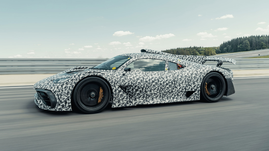 M-AMG Project One所採用的動力是1.6升V6渦輪增壓引擎,加上三組電動馬達,可以輸出超過1000hp的最大馬力。(圖片來源/ M-AMG)