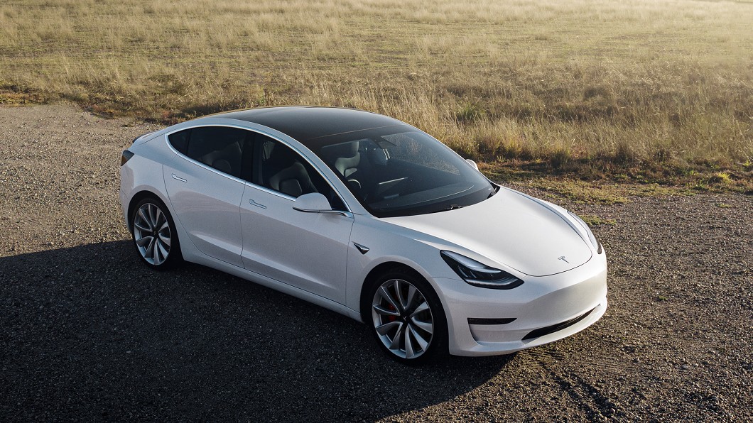 Tesla Model 3九月份賣出737輛,成績優異。(圖片來源/ Tesla)