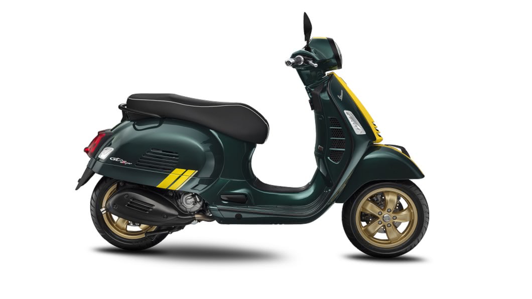 Vespa GTS 300 Racing Sixties特仕版共推出兩種配色,分別為競速綠以及極速白。(圖片來源/ Vespa)