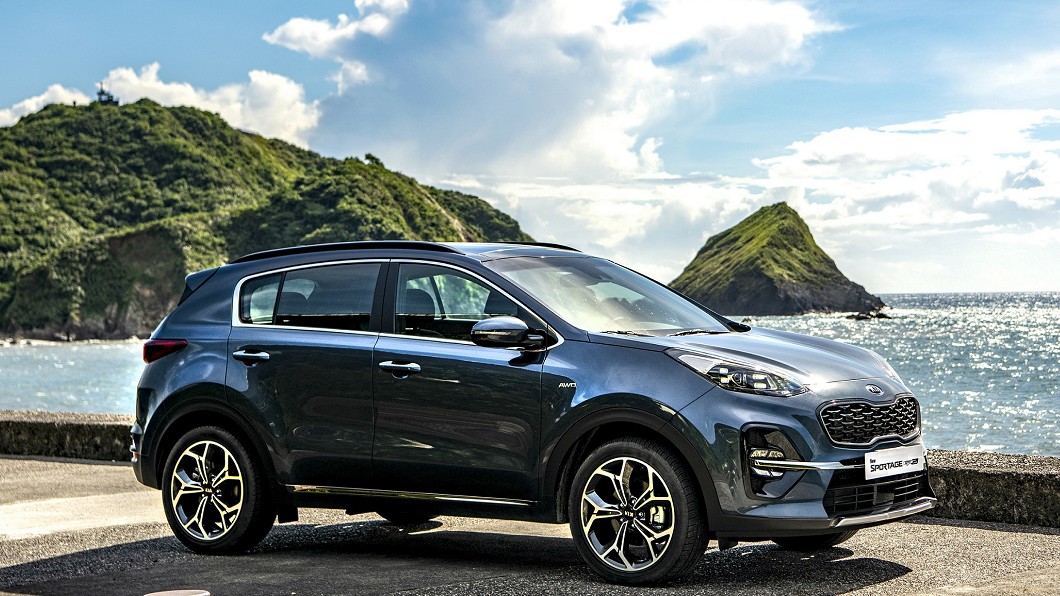 新世紀悍格休旅KIA Sportage、與正7人座旗艦休旅KIA Sorento,本月入主最高可享100萬60期零利率,並另享5萬元配件金。(圖片來源/ Kia)