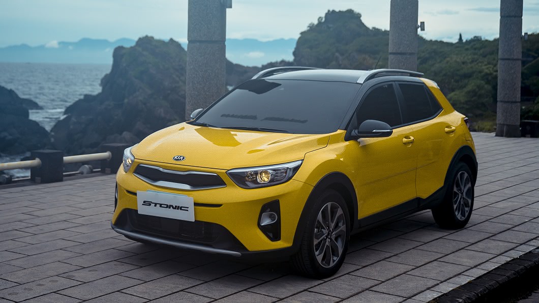 KIA Stonic全車系標配DRIVE WiSE智慧安全輔助系統,在8月份年成長率達64%,產品魅力倍受市場矚目。(圖片來源/ Kia)