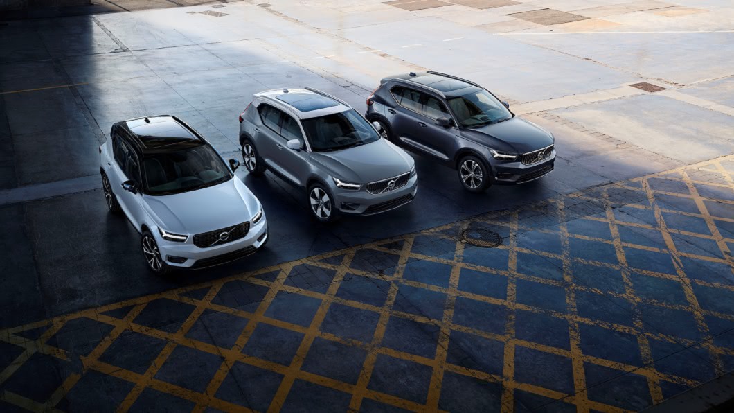 只要走到街角便利商店就能輕鬆購買Volvo XC40。(圖片來源/ Volvo)