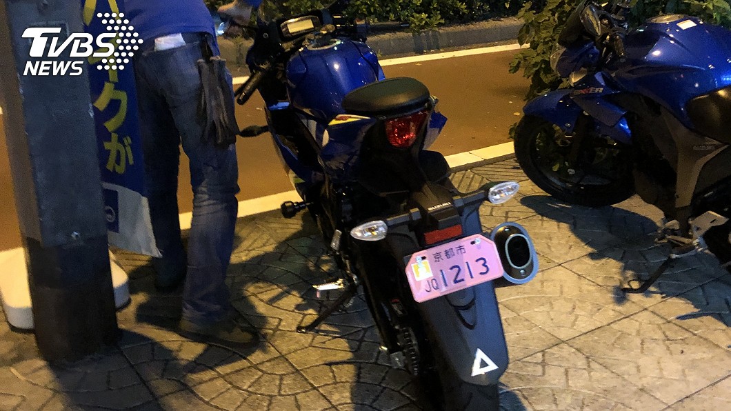 Suzuki Gsx-R 125因為排氣量小於125c.c.，因此在日本被歸類為普通小型二輪。