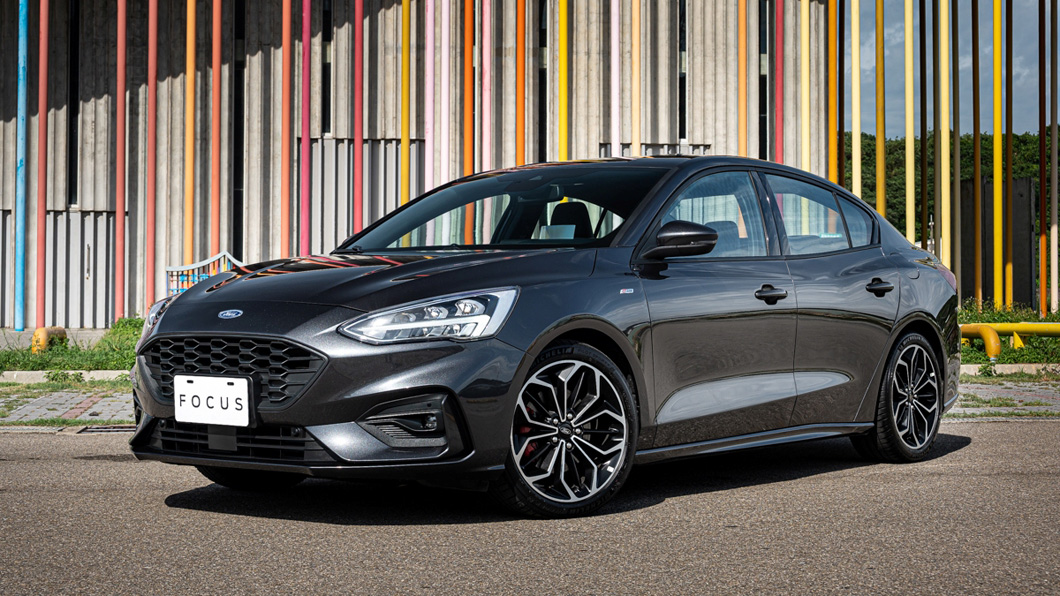 Ford為喜愛四門運動房車之消費者導入Ford Focus四門ST-Line Lommel 德式運動房車。(圖片來源/ Ford)