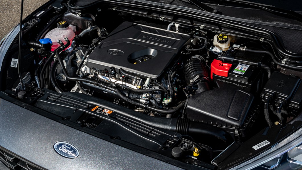 動力方面搭載EcoBoost182渦輪增壓汽油引擎,配置八速手自排變速箱。(圖片來源/ Ford)