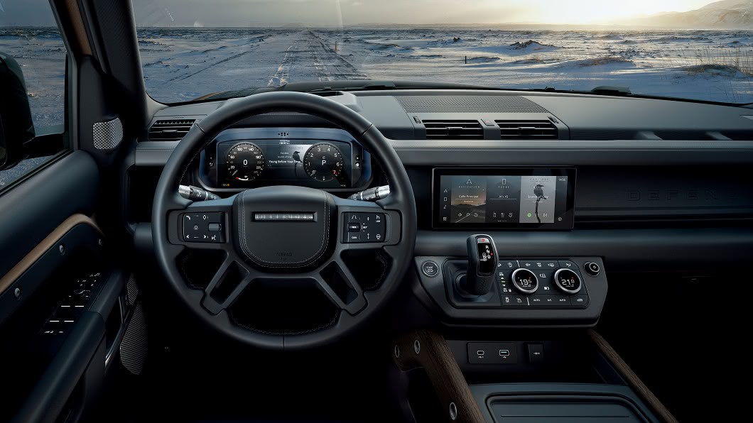 新世代Defender已經大幅度科技化,並捨棄大樑式底盤結構。(圖片來源/ Land Rover)