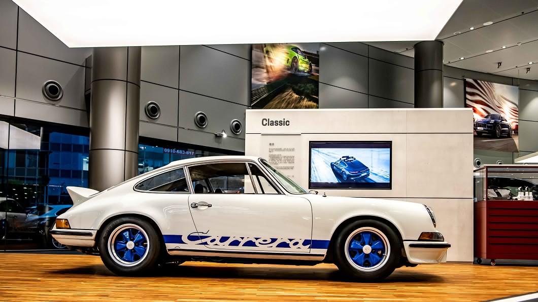 Classic Module區域展示保時捷經典車款。