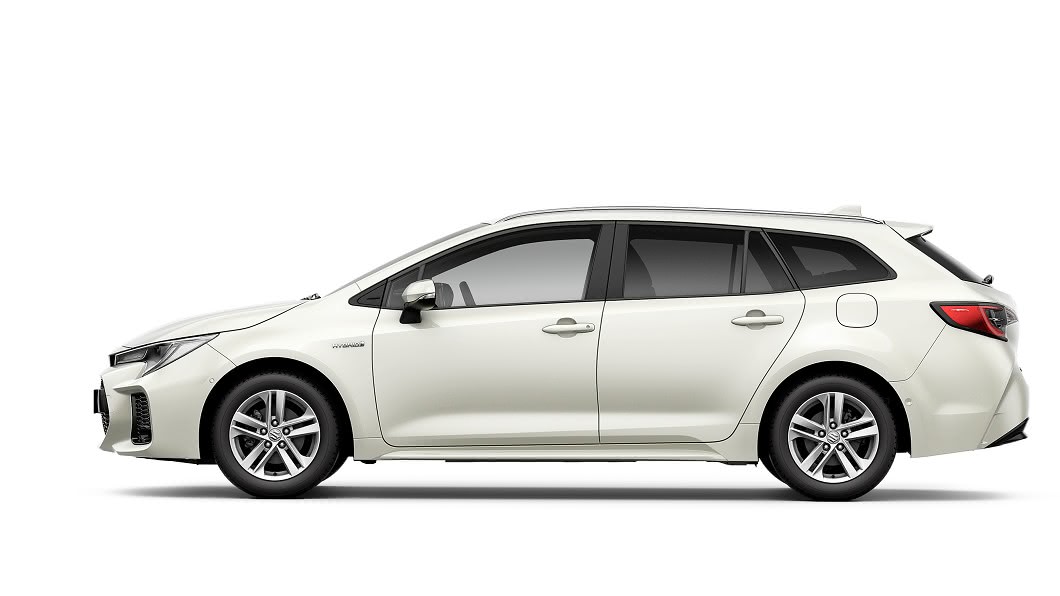 車側線條與Corolla Touring Sport完全一致。(圖片來源/ Suzuki)