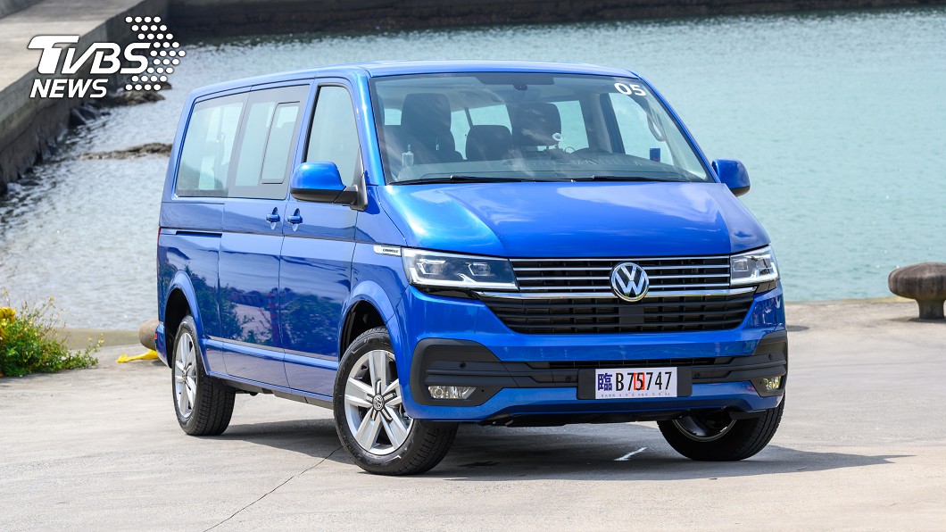 傳統手煞車也有全速域ACC　福斯商旅Caravelle T6.1讓運匠更黑皮