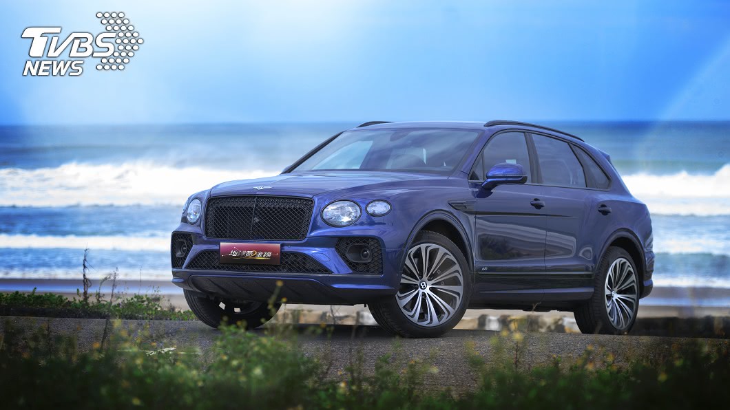 Bentley Bentayga小改款的改動幅度極大,外觀線條猶如全新車款,看起來更俐落動感。