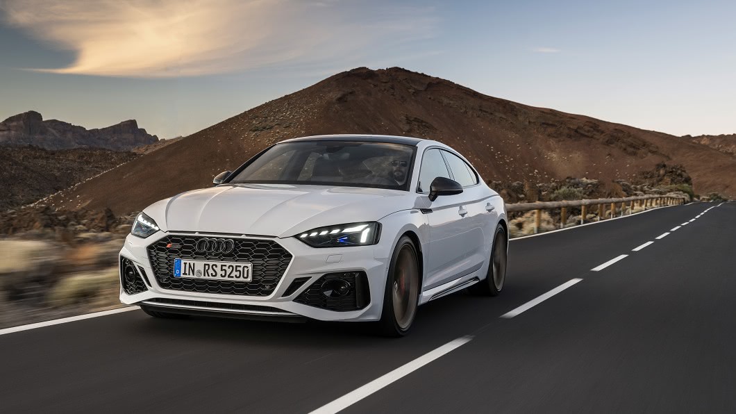 RS 5家族首度導入RS 5 Sportback四門斜背跑車。(圖片來源/ Audi)