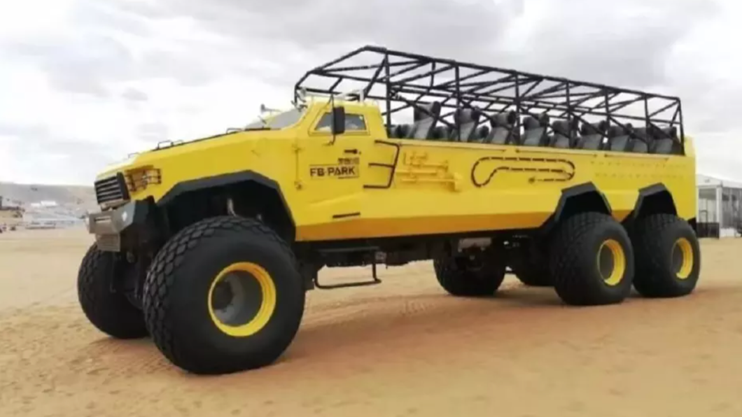 在阿里巴巴網站上不僅能買到汽車,更能夠買到6×6怪獸卡車Monster truck。(圖片來源/ Hubei Haojing)