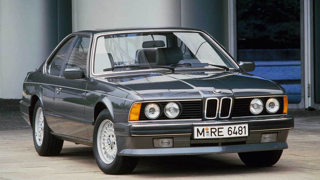 BMW 635 CSi維持家族輪廓,包含雙腎水箱護罩及雙圓燈造型。(圖片來源/ BMW)