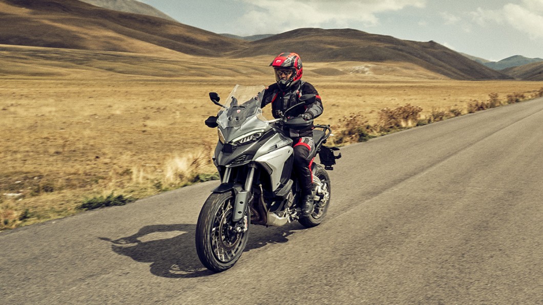 Multistrada V4導入兩側進氣壩及半整流罩設計,提升空氣力學。(圖片來源/ Ducati)