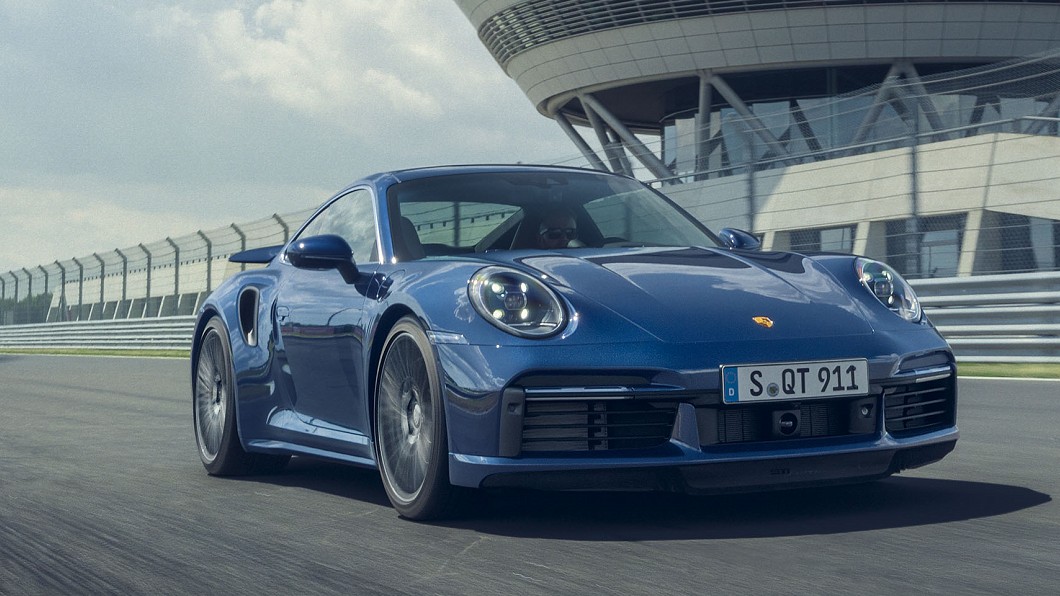 現行992世代911 Turbo具有580匹最大馬力與0-100km/h加速2.8秒成績。(圖片來源/ Porsche)