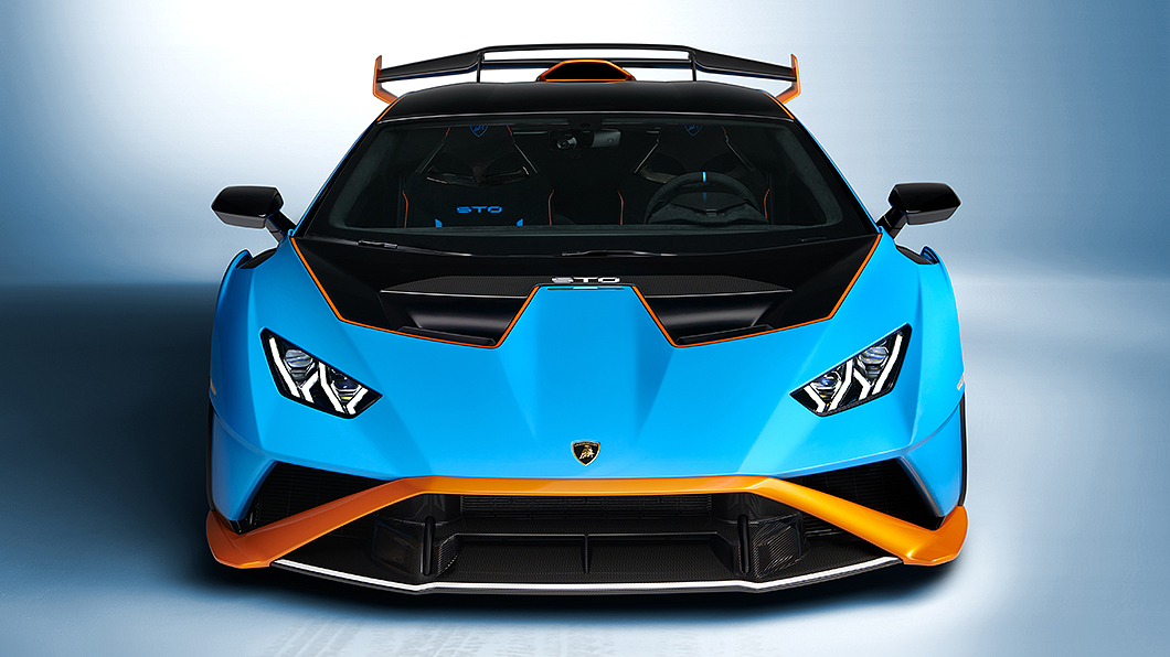 車頭導流設計與前蓋通風口皆源自於Lamborghini旗下工廠賽車。(圖片來源/ Lamborghini)