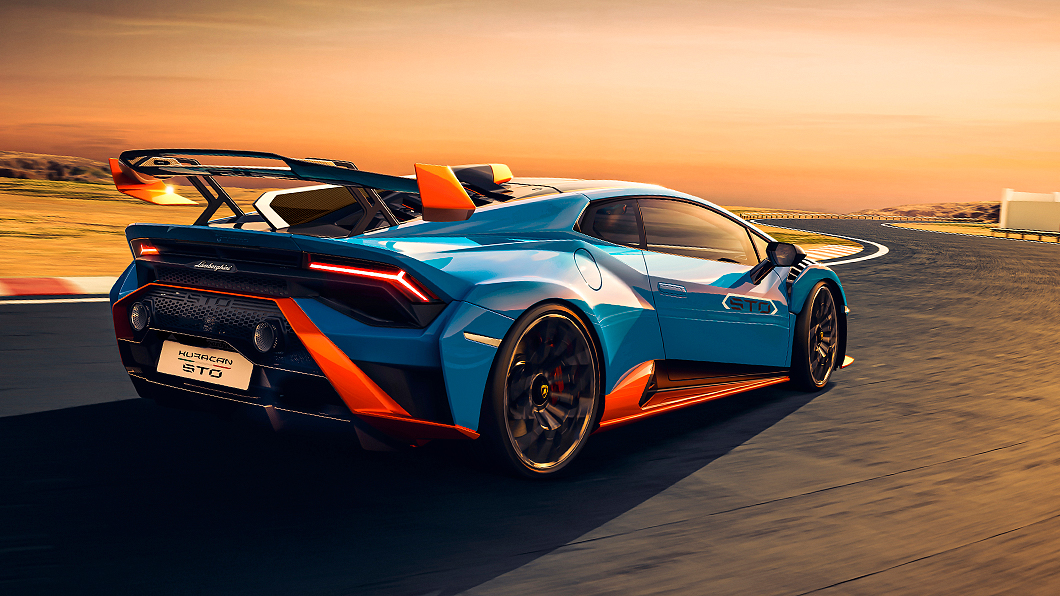 V10引擎具有640匹馬力,並且採用純後驅設定。(圖片來源/ Lamborghini)