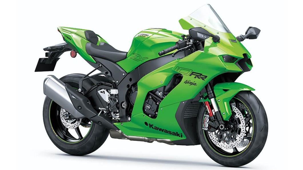 ZX-10RR提升400rpm紅線轉速,還針對輪胎及懸吊系統進行調整,海外售價約為新台幣82.7萬元。(圖片來源/ Kawasaki)