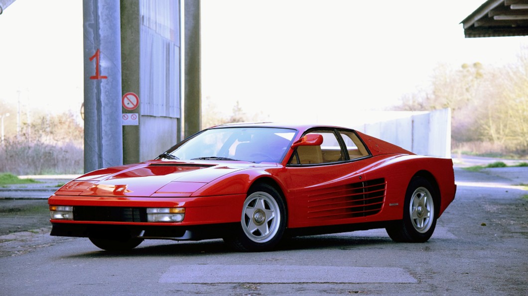 Testarossa具備大面積的車側的進氣口,相當特別。(圖片來源/ Ferrari)