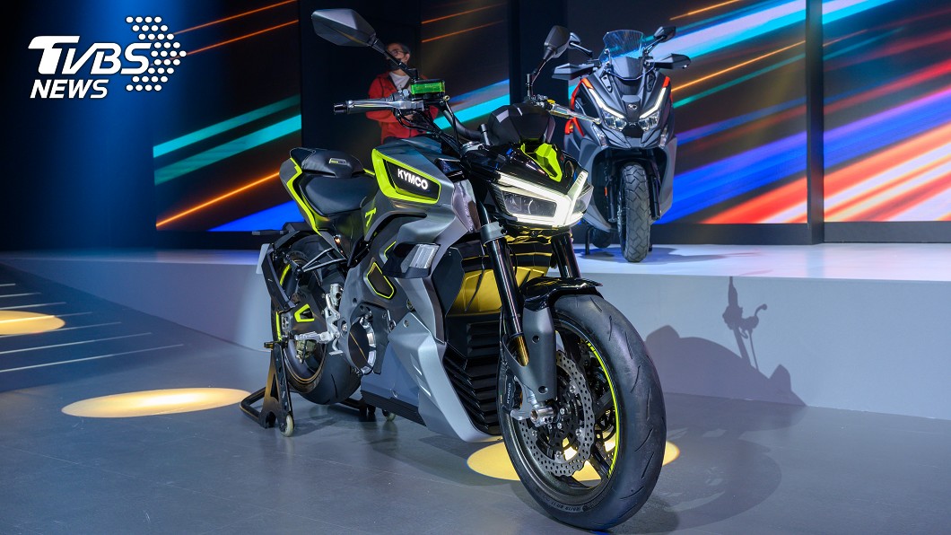 電動重機街跑RevoNEX自2019年米蘭車展首次亮相後,便成為車壇矚目焦點。