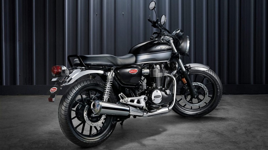 H’Ness CB350造型主要承襲CB車系家族面貌,佐以電鍍元素點綴,座高為800mm,車重則為181公斤。(圖片來源/ Honda印度)